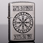 Зажигалка Zippo 207 Street Chrome с гравировкой Шлем ужаса